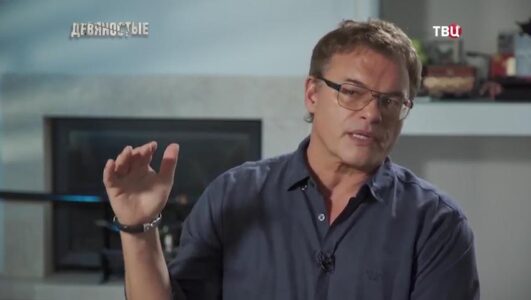 Девяностые 90-е Смерть советской песни 29.10.2025 смотреть онлайн все выпуски